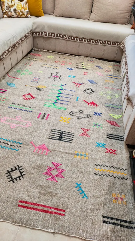 Tapis Traditionnel Fait Main en Laine Naturelle 1,4 x 2,5 m